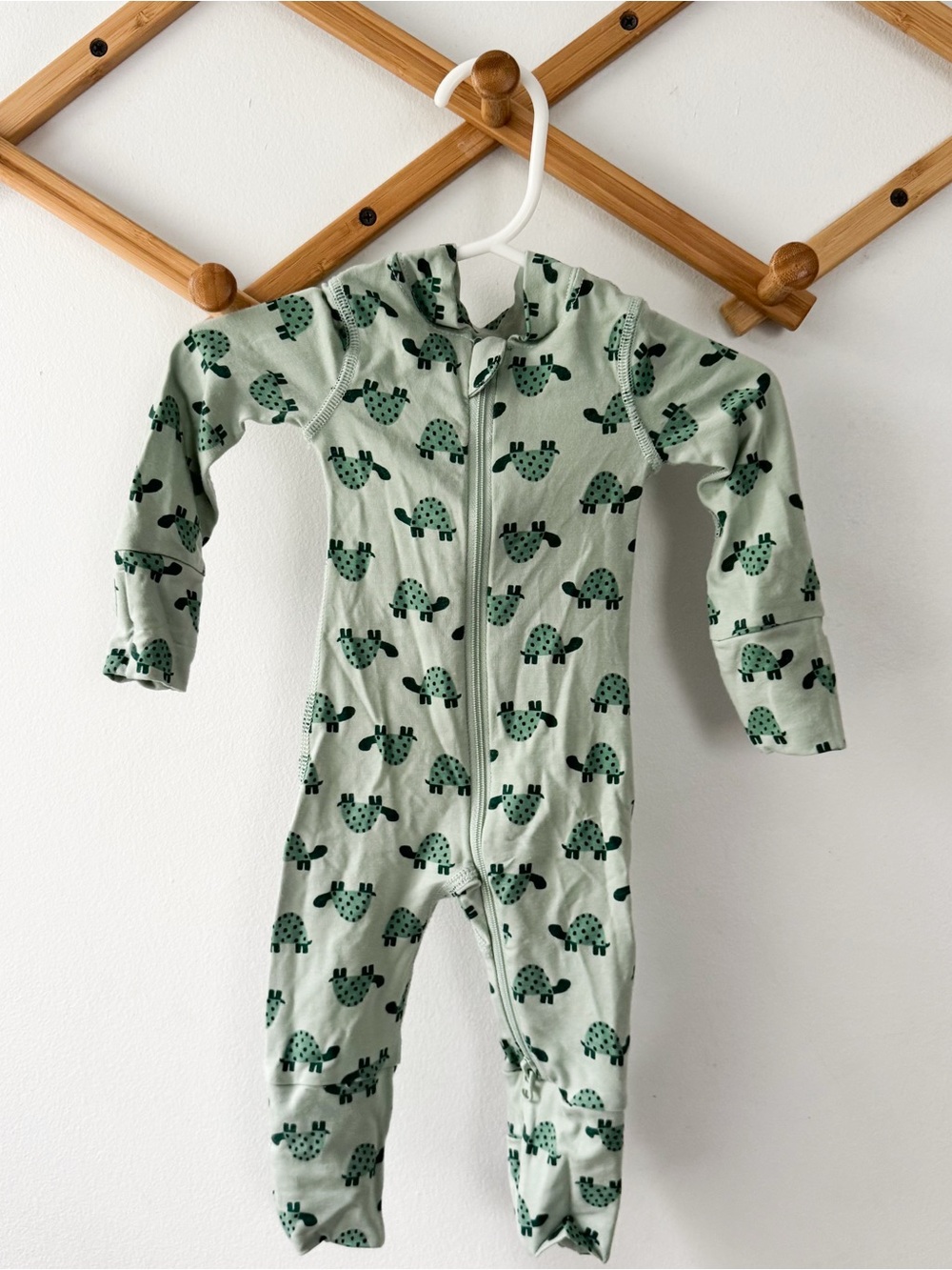 Hanna Andersson turtle pajamas nb